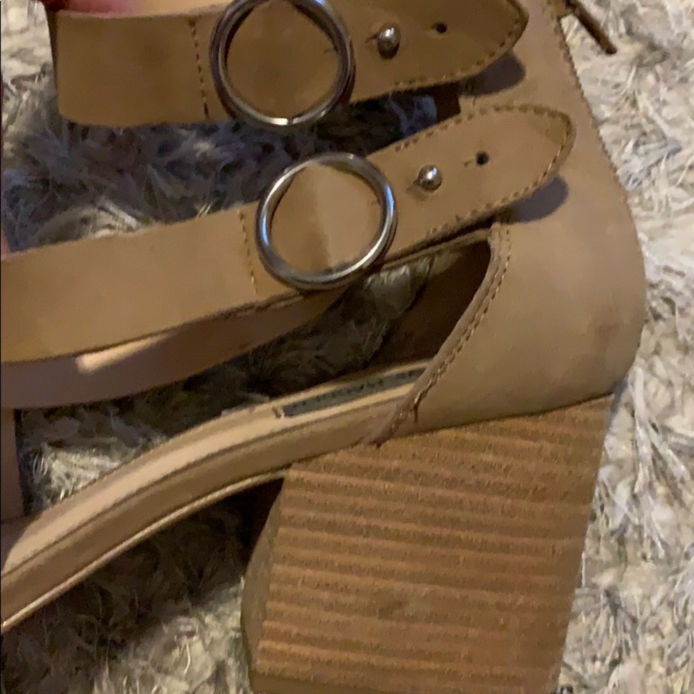 Steve Madden block heel sandal - Picture 6 of 10